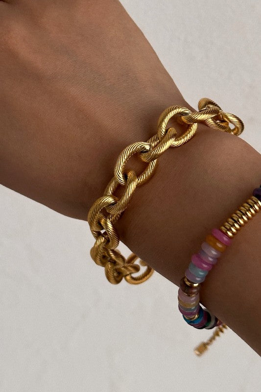 Bold Chunky Bracelet - 18k Gold Non-tarnish