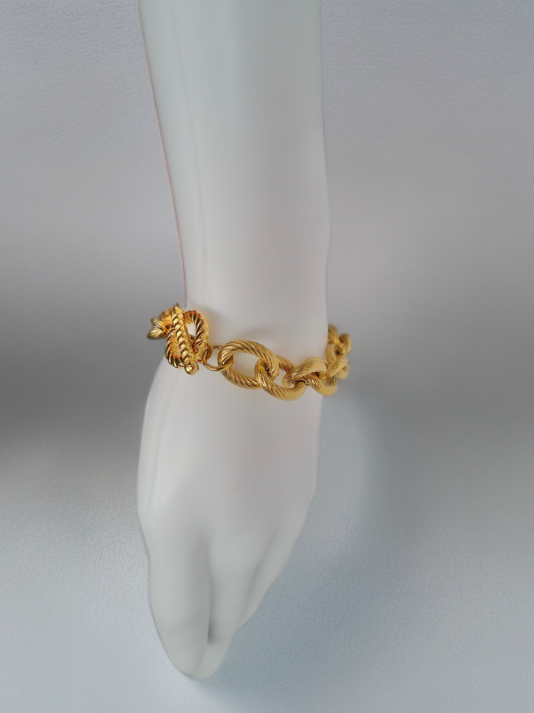 Bold Chunky Bracelet - 18k Gold Non-tarnish